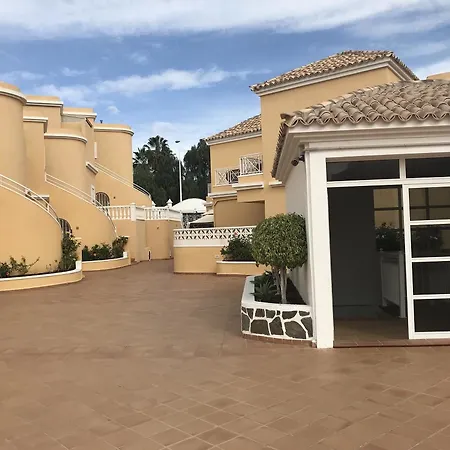 With 2 Bedrooms In Costa Adeje, With Pool Access And Balcony Appartement