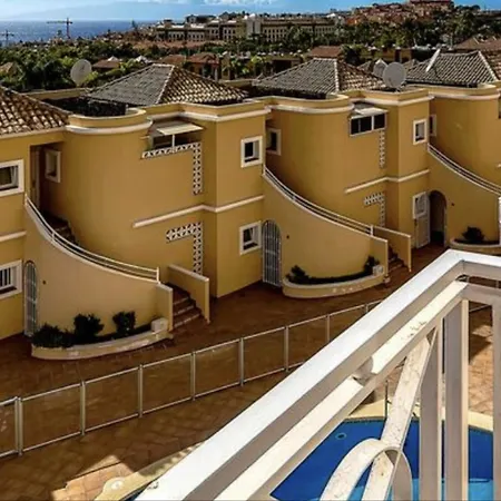 With 2 Bedrooms In Costa Adeje, With Pool Access And Balcony Appartement *
